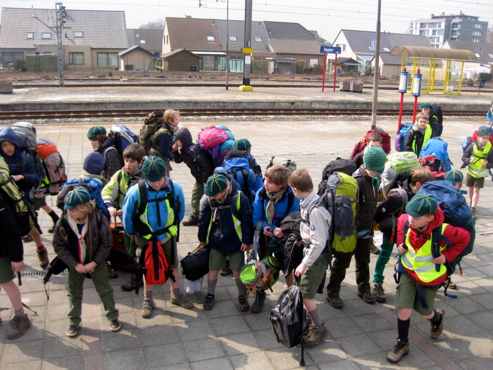 Sint-Martinus den XIIde - Paaswelpenweekend 2013